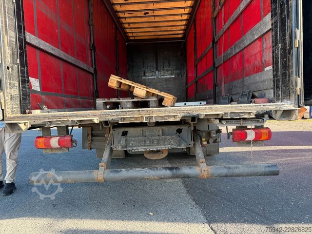 LKW mit Pritsche & Plane MERCEDES-BENZ Atego 3 4x2 1530