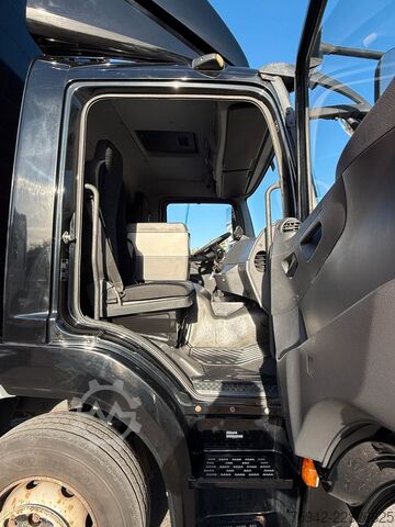 LKW mit Pritsche & Plane MERCEDES-BENZ Atego 3 4x2 1530