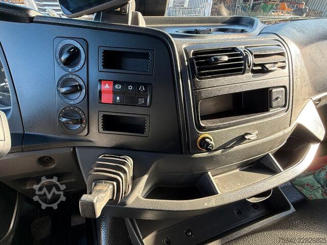 LKW mit Pritsche & Plane MERCEDES-BENZ Atego 3 4x2 1530