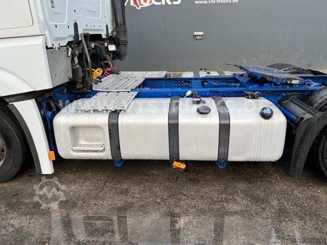 Volumen SZM MERCEDES-BENZ Actros 1842 MP4 4x2 Euro 6 Low-Liner