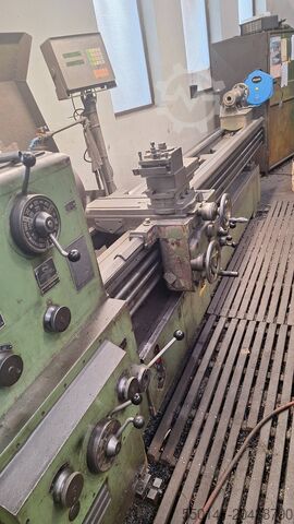 Spitzendrehbank Prvomajska TVP300/3000