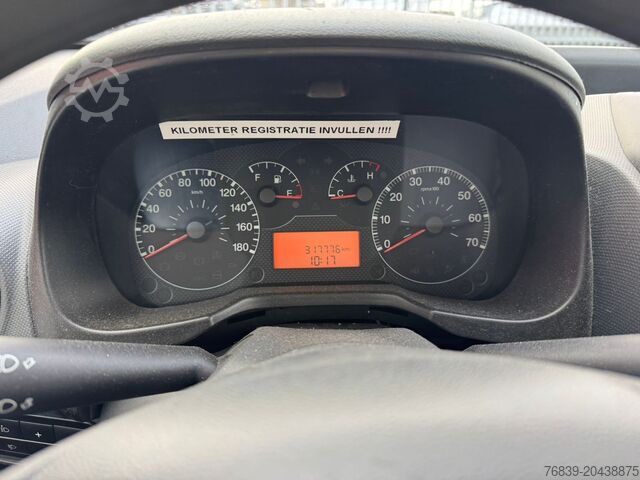 Box van Citroën Nemo 1.4 HDI