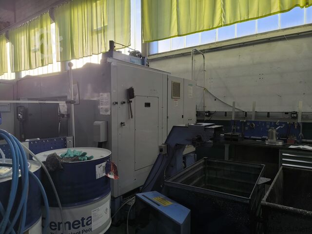 Vertikales Bearbeitungszentrum MAZAK VTC 30 C