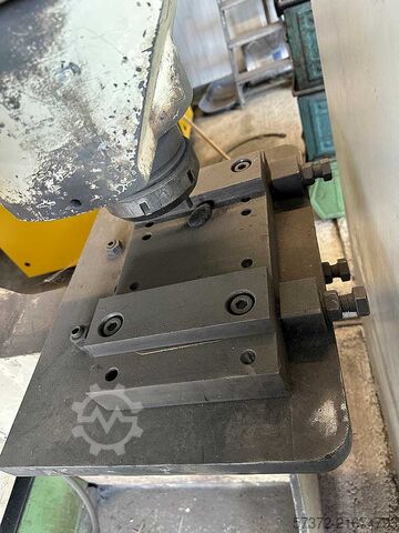 Stanz- Nibbelmaschine Kingsland .100