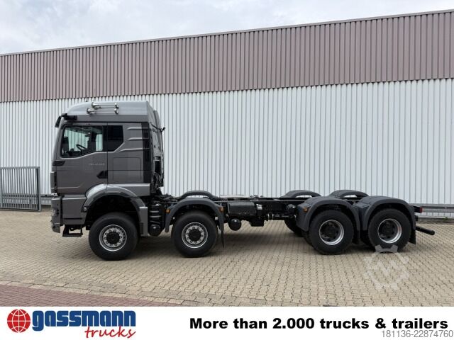 Abrollkipper MAN TGS 41.520 8x8 BB CH, Hohe Bauart, 6-Sitzer,