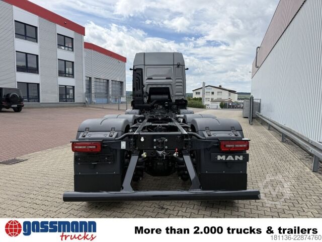 Abrollkipper MAN TGS 41.520 8x8 BB CH, Hohe Bauart, 6-Sitzer,