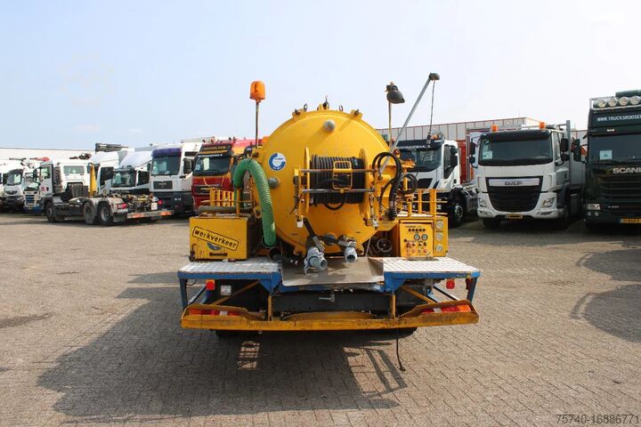 Suction vehicle DAF LF 45.130 + RON 4.000LITER