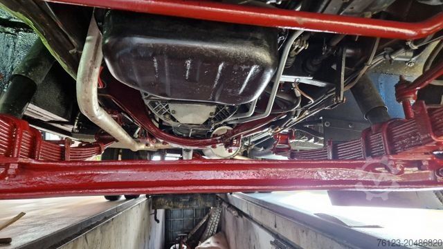 Kleinbus MERCEDES-BENZ Vorgänger Sprinter O 319 Samba mit Faltdach AC