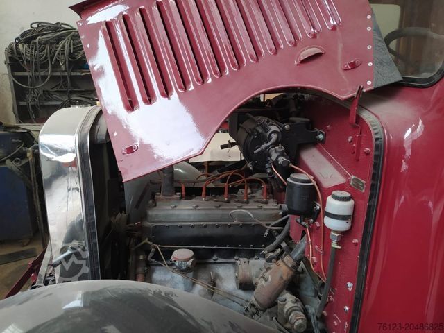 Kleinbus Berna Adler mit Frech Hoch Sissach Aufbau Cabrio