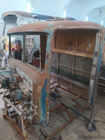 Kleinbus Berna Adler mit Frech Hoch Sissach Aufbau Cabrio