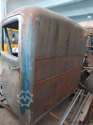 Kleinbus Berna Adler mit Frech Hoch Sissach Aufbau Cabrio