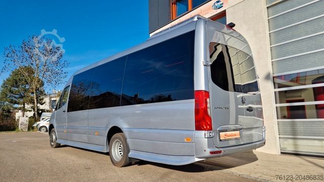 Kleinbus MERCEDES-BENZ 519 und 517 Glasdach XXL 20 Sitze Stock