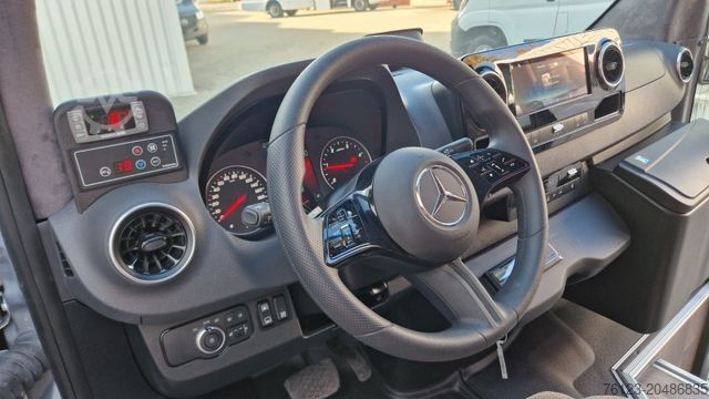 Kleinbus MERCEDES-BENZ 519 und 517 Glasdach XXL 20 Sitze Stock