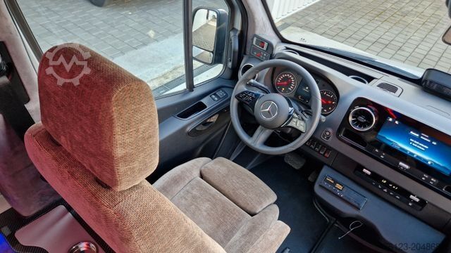 Kleinbus MERCEDES-BENZ 519 und 517 Glasdach XXL 20 Sitze Stock