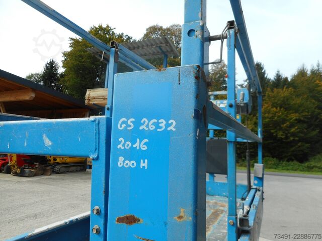 Scissor lift Genie GS-2632 ( 9,96m )
