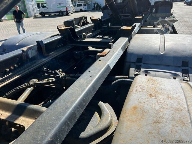 Abrollkipper MAN TGS 26.440 / 6x2-4 / Hiab XR21S59
