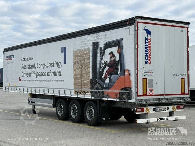 Auflieger mit Pritsche & Plane Schmitz Cargobull Curtainsider Standard Getränke
