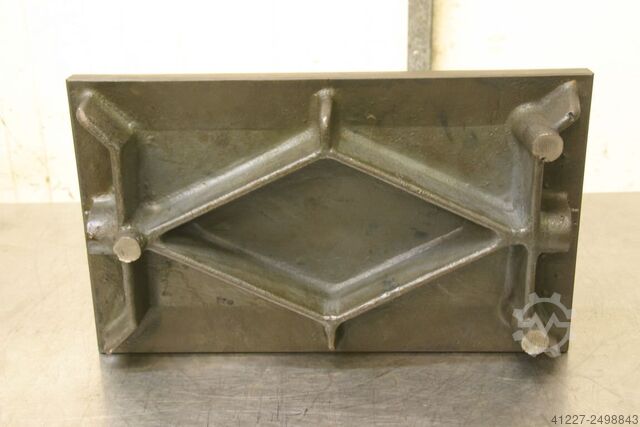 Clamping plate Welk Abmessungen 496/295/H95 mm