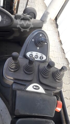 Forklift ID No. E00102 STILL RX20 - 18 P/H