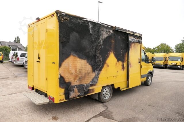 Transporter mit Koffer iveco Daily 35 S11 C30C AUTOMATIK KAMERA MAXI Regale DURCHGANG