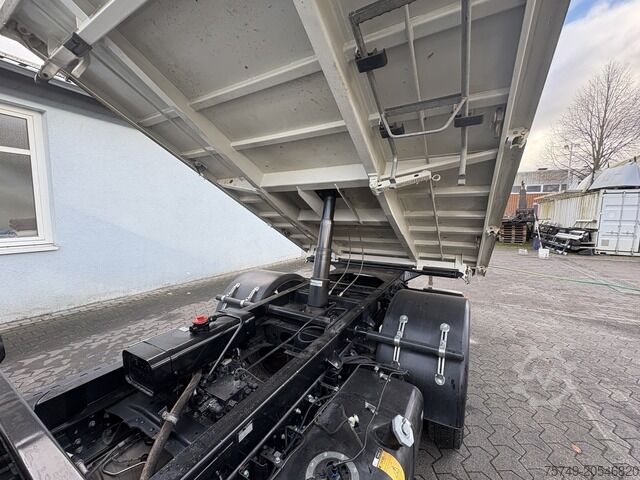 Sonderausbau-Transporter Fuso Meiller 3-Seiten Kipper Aufbau Bj. 2023