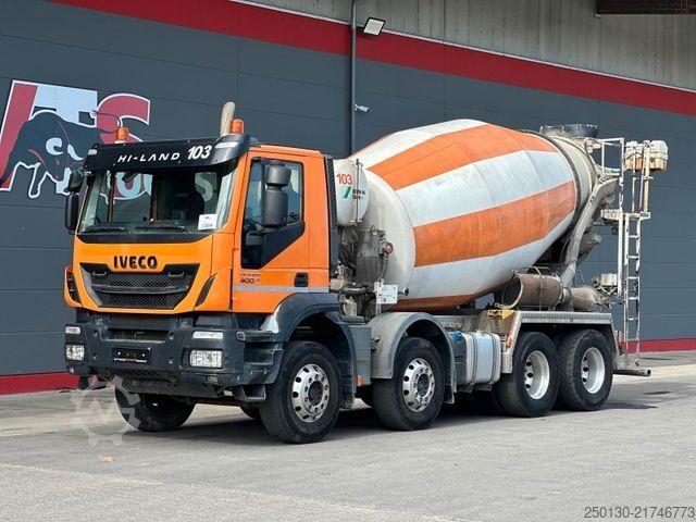 Concrete mixer truck IVECO Trakker 400 8x4 BB STETTER AM9 Betonmischer 9m³
