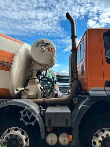 Concrete mixer truck IVECO Trakker 400 8x4 BB STETTER AM9 Betonmischer 9m³