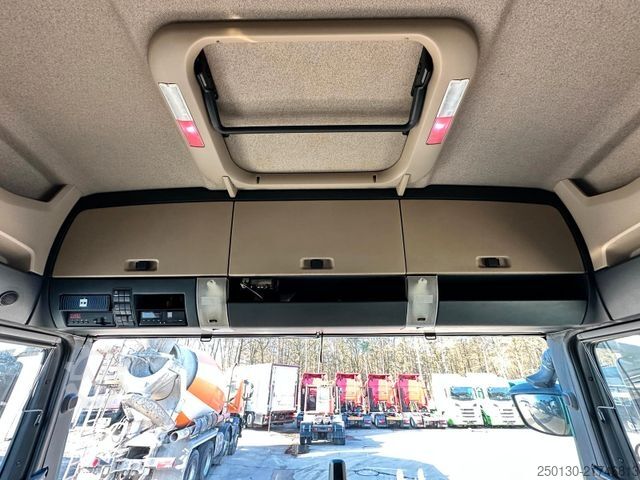 Volume tractor unit MAN TG3 18.470 4x2 LLS-U Retarder XLX /2 Tanks/Klima