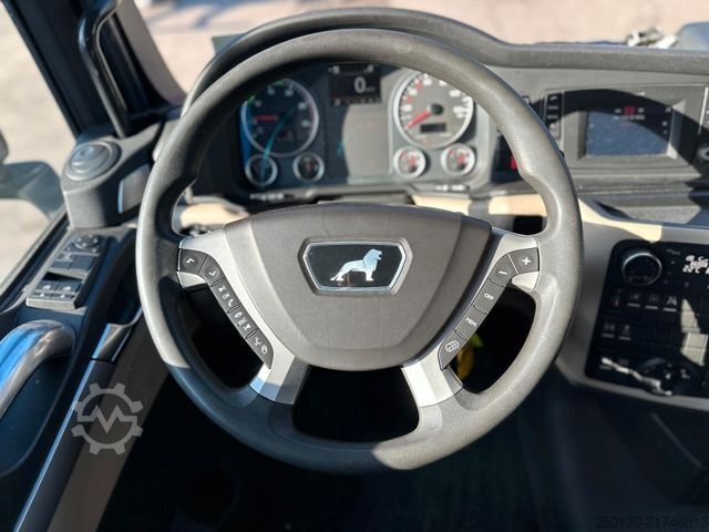 Volume tractor unit MAN TG3 18.470 4x2 LLS-U Retarder XLX /2 Tanks/Klima