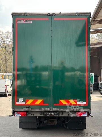 Jumbo truck MAN TG3 18.470 4x2 LL Mega Curtainsider Retarder/
