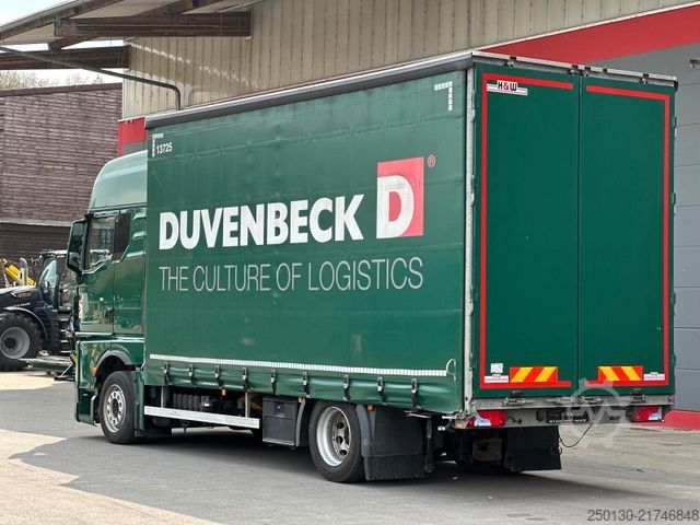 Jumbo truck MAN TG3 18.470 4x2 LL Mega Curtainsider Retarder/