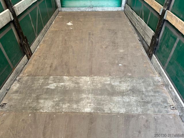 Jumbo truck MAN TG3 18.470 4x2 LL Mega Curtainsider Retarder/