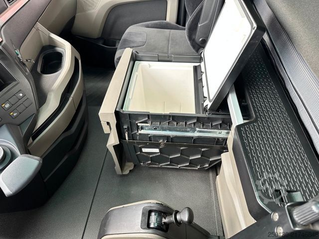 Jumbo truck MAN TG3 18.470 4x2 LL Mega Curtainsider Retarder/