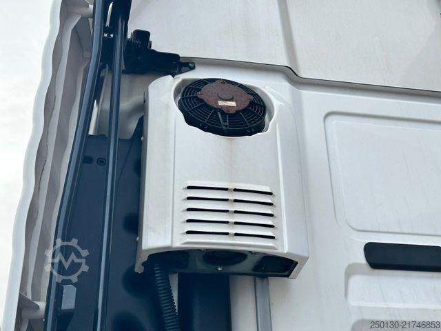 Standard tractor unit MAN TGX 18.400 4x2 BLS / 2 Tanks / ACC / ADR AT