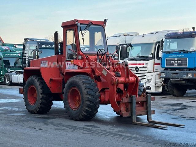 Wheel loader HANOMAG 33C Oldtimer Radlader Allrad inkl. Gabel