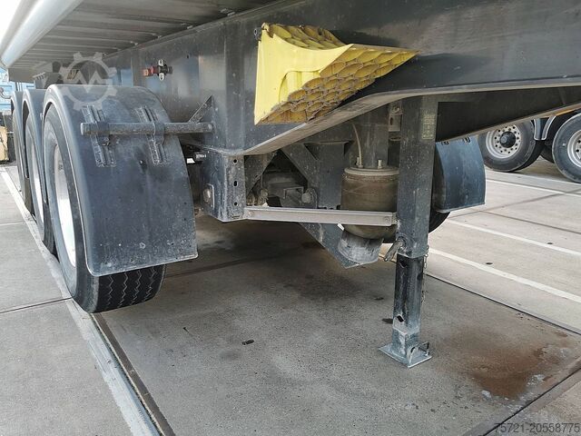 Tipper CARNEHL 26M3 THERMOMULDE ISOLATED ALCOA'S