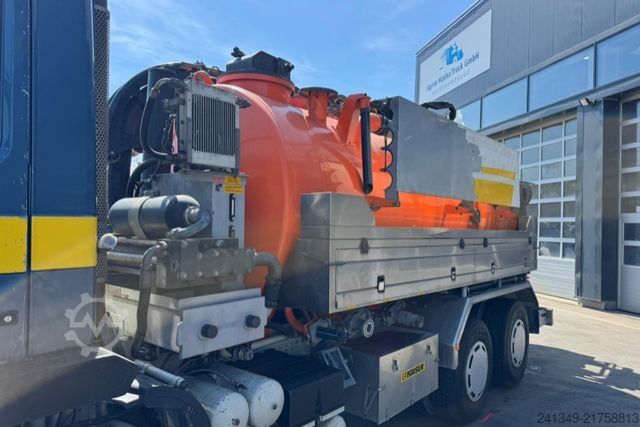 Vacuum tank truck MAN 26.402 6x4 Kaiser Kanalreiniger