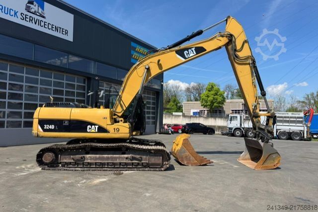 Chain excavator Caterpillar CATERPILLAR | 324D Schnellwechsel 2x Schaufeln