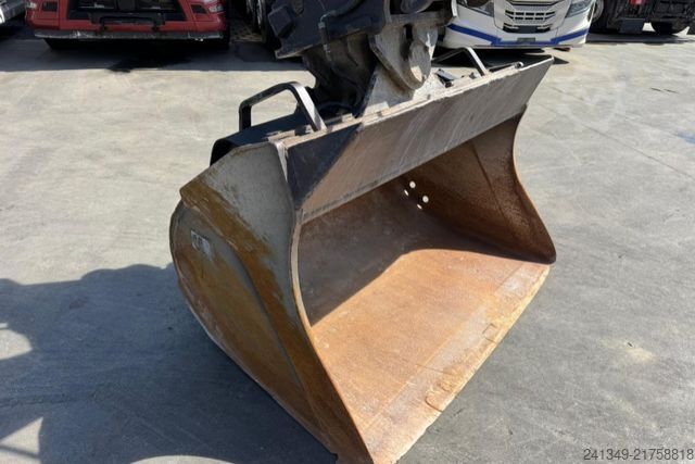 Chain excavator Caterpillar CATERPILLAR | 324D Schnellwechsel 2x Schaufeln
