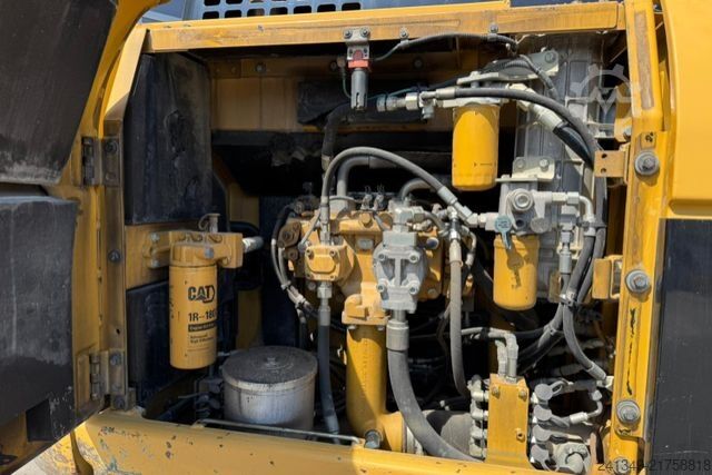 Chain excavator Caterpillar CATERPILLAR | 324D Schnellwechsel 2x Schaufeln