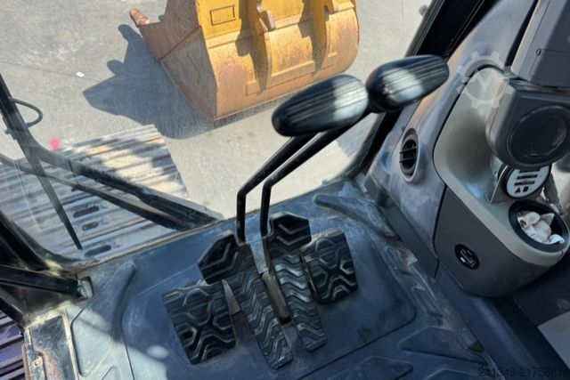 Chain excavator Caterpillar CATERPILLAR | 324D Schnellwechsel 2x Schaufeln