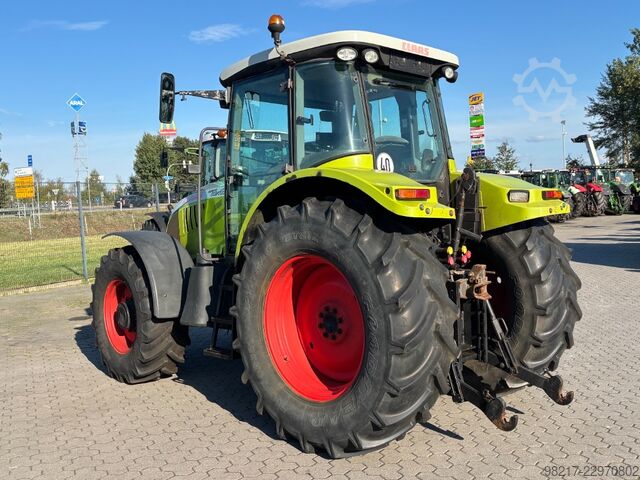 CLAAS Ares 697 CLAAS Ares 697