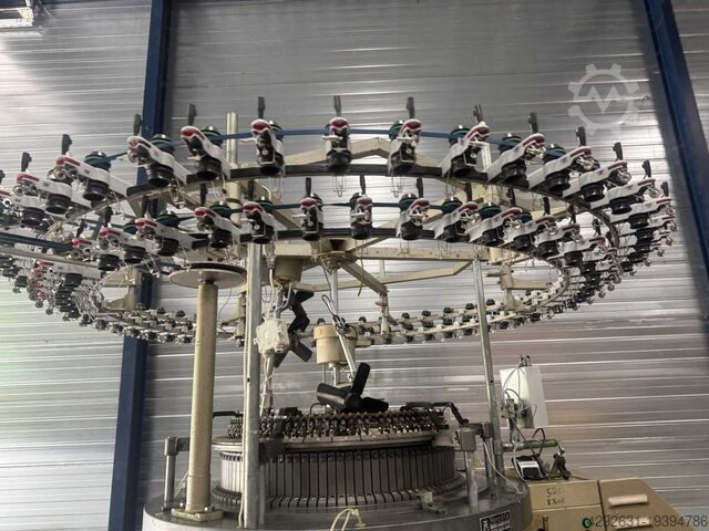 Knitting machine Mayer & Cie. MV4 ll rondbreimachine