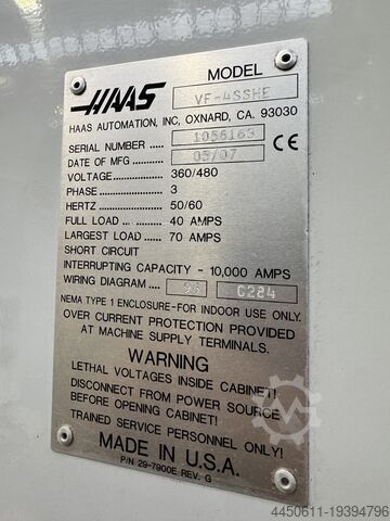 VERTIKALES BEARBEITUNGSZENTRUM HAAS VF-4SS
