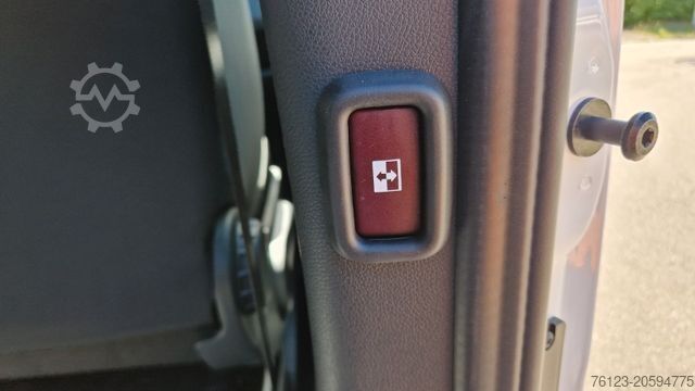 Minibus MERCEDES-BENZ Sprinter Lord Light 22 Sitzer 3 x Lagerfahrzeug