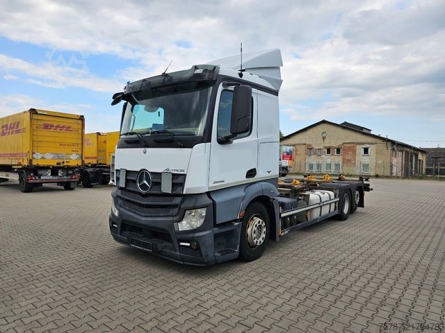 Swap body truck MERCEDES-BENZ 2545 BDF Twistlook, Klima, Euro 6, 2 x AHK