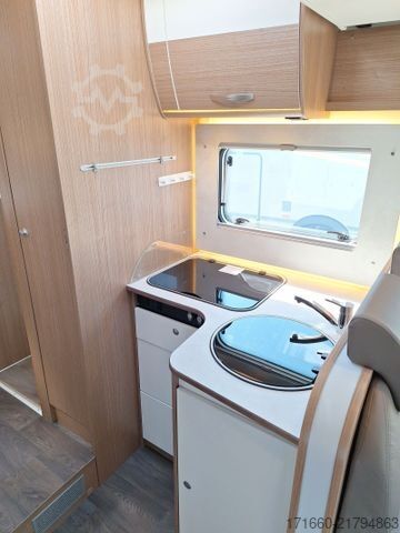 Teilintegriertes Wohnmobil CARADO T 334 *Hubbett*NAVI*RFK*