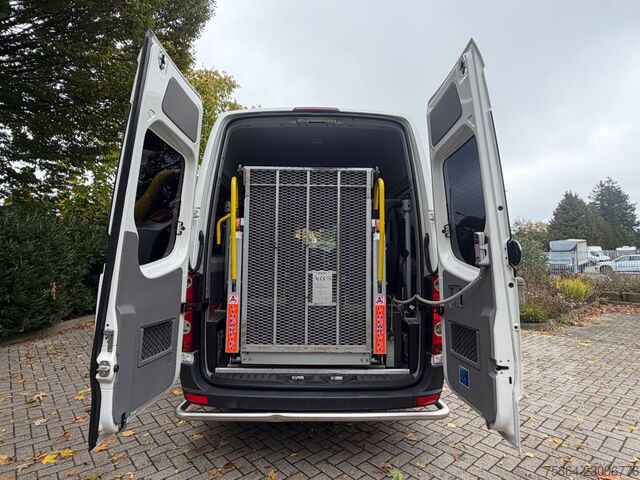Minibus VW Crafter 2.0 Tdi Maxi 9 Sitze Rollstuhllift Klima