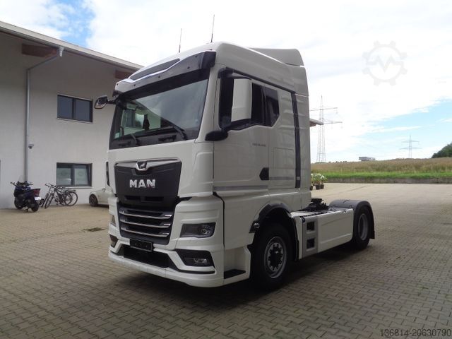 Standard tractor unit MAN TGX 18.480 BL 4x4 H Nebenantrieb PTO
