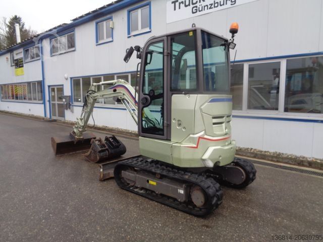 Mini excavator VOLVO ECR25 D Powertilt 3 x Löffel
